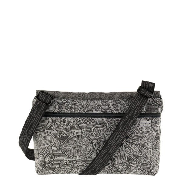 Joey - Image 15